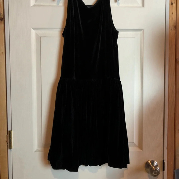 Perfectly Dressed Velvet Dress Girls XL - Picture 4 of 4